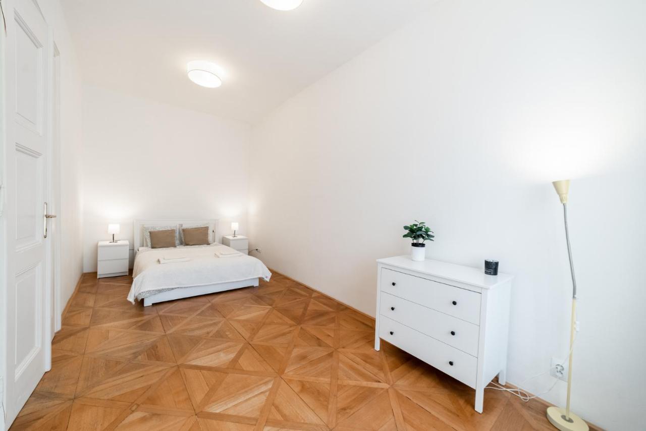 Exclusive Apartment Near Kafka'S Head Πράγα Εξωτερικό φωτογραφία